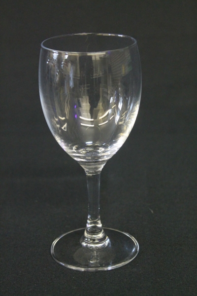 Medium Wine Glass 19cl | Crockery & catering equipment for hire